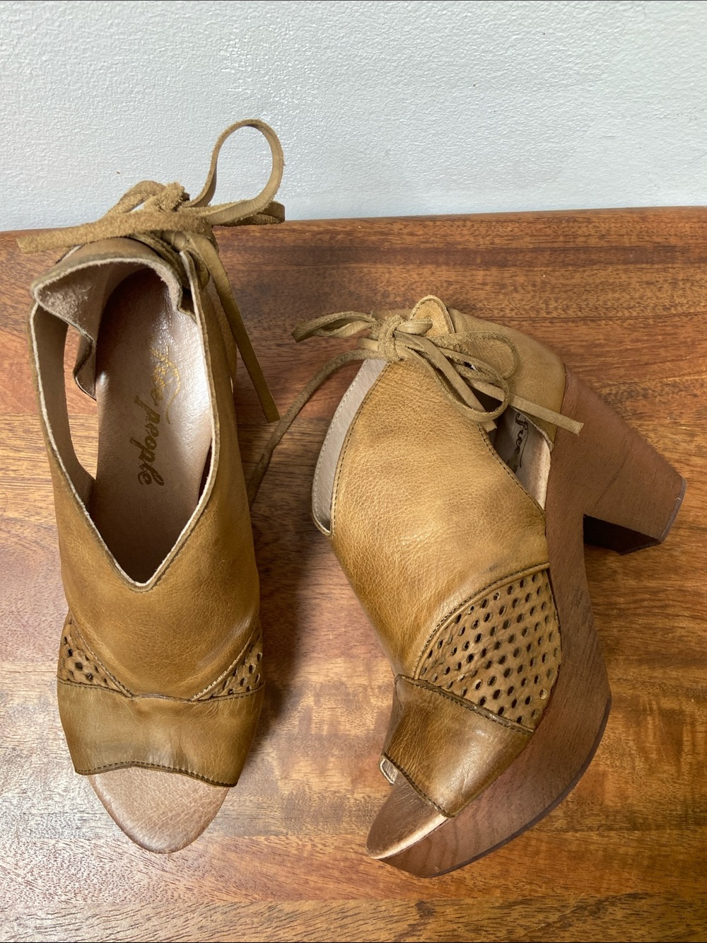 Free People Revolver Tan Leather Peep-Toe Lace-Up Clog
